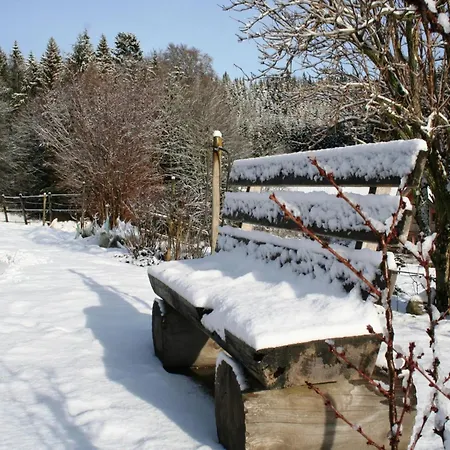 Malerische Erdgeschosswohnung Urberg